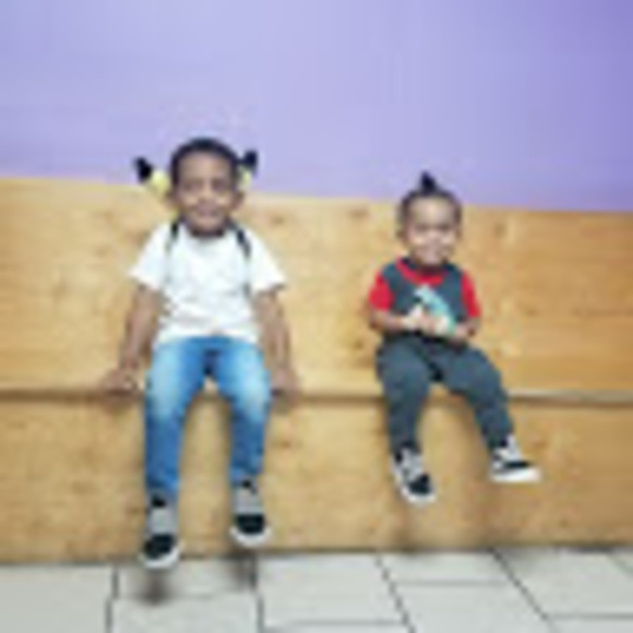 reyes9056